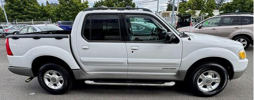 2002 Ford Explorer Sport Trac Base