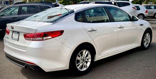 2017 Kia Optima LX