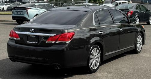 Cocoa Bean Metallic 2011 Toyota Avalon Limited