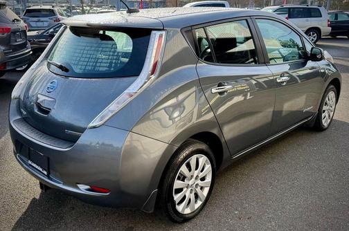 2016 Nissan Leaf S