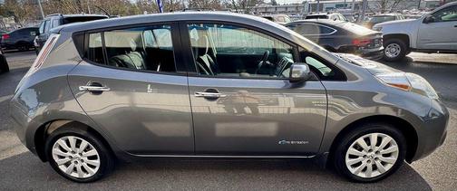 2016 Nissan Leaf S