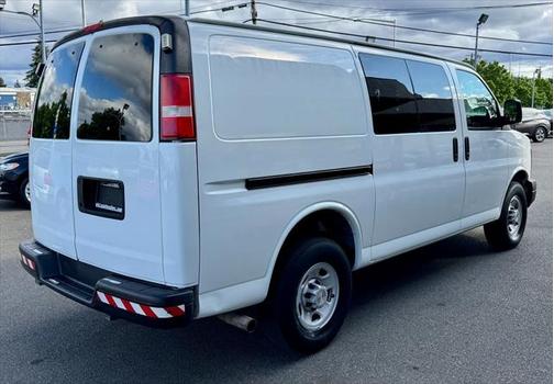 2009 Chevrolet Express 2500 Base