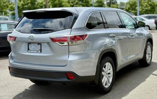 2015 Toyota Highlander LE