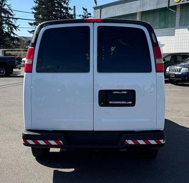 Summit White 2010 Chevrolet Express 2500 Work Van