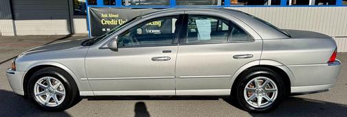2004 Lincoln LS Base