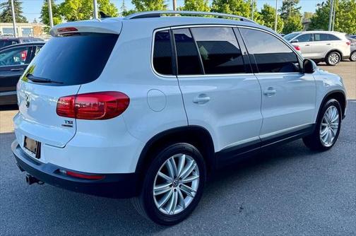 2016 Volkswagen Tiguan SE