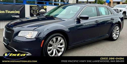 2017 Chrysler 300 Limited
