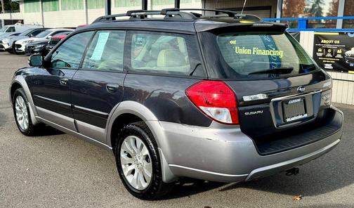 2008 Subaru Outback Base
