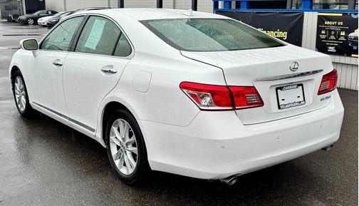 2011 Lexus ES 350 Base