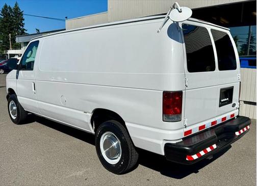 2006 Ford E250 Base