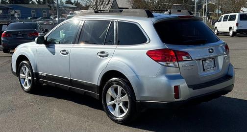 Ice Silver Metallic 2014 Subaru Outback 2.5i Limited