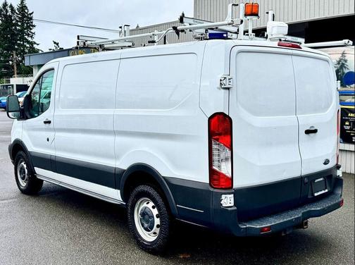 2015 Ford Transit-250 Base