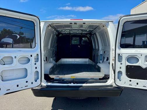 2006 Ford E150 Cargo