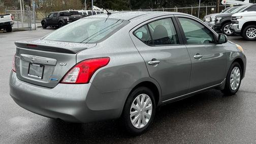 2013 Nissan Versa 1.6 S