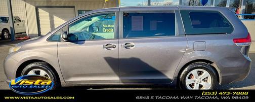 2011 Toyota Sienna Base