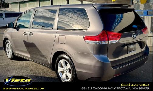 2011 Toyota Sienna Base