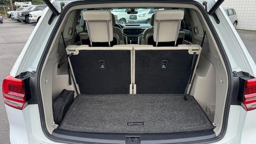 2018 Volkswagen Atlas 3.6L SEL Premium