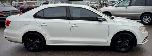 2015 Volkswagen Jetta Auto SE w/Connectivity