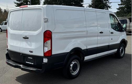 2015 Ford Transit-250 Base