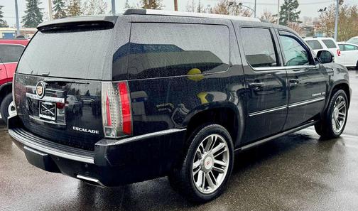 2013 Cadillac Escalade ESV Premium