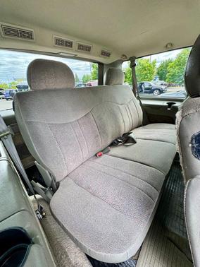 2001 GMC Safari SLE