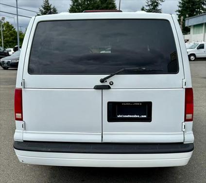 2001 GMC Safari SLE