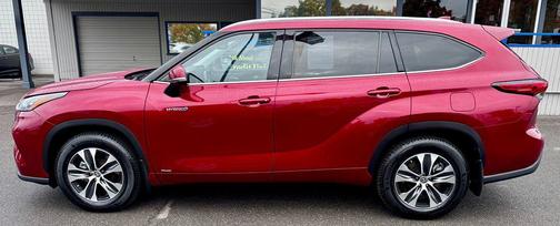 2020 Toyota Highlander Hybrid XLE