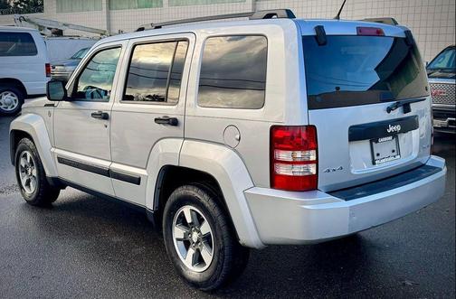 2008 Jeep Liberty Sport