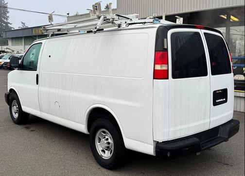 2010 Chevrolet Express 2500 Work Van