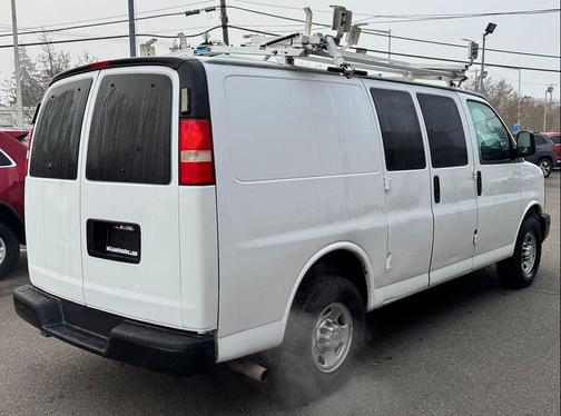 2010 Chevrolet Express 2500 Work Van