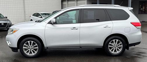 2013 Nissan Pathfinder SV