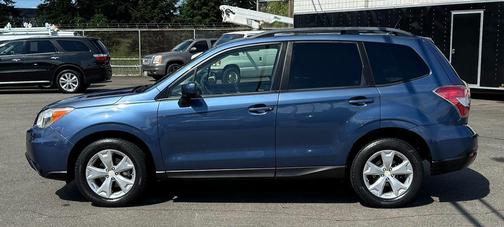 Marine Blue Pearl 2014 Subaru Forester 2.5i Premium