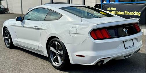 2015 Ford Mustang V6