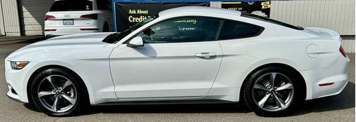 2015 Ford Mustang V6