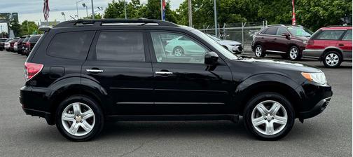 Obsidian Black Pearl 2010 Subaru Forester 2.5 X Limited