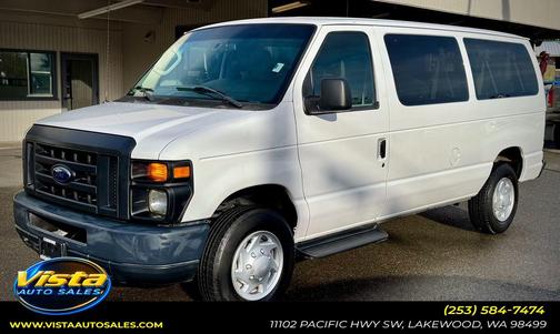 2013 Ford E350 Super Duty XLT