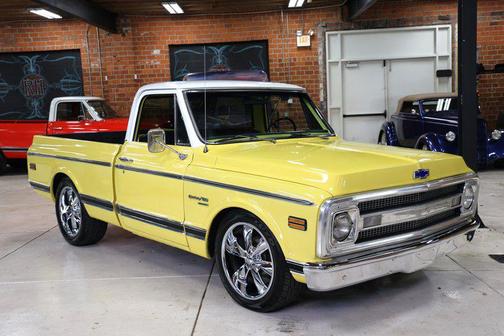 1969 Chevrolet C10/K10 Base