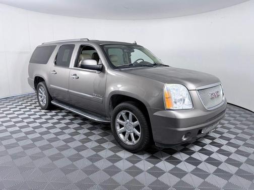 Mocha Steel Metallic 2013 GMC Yukon XL 1500 Denali