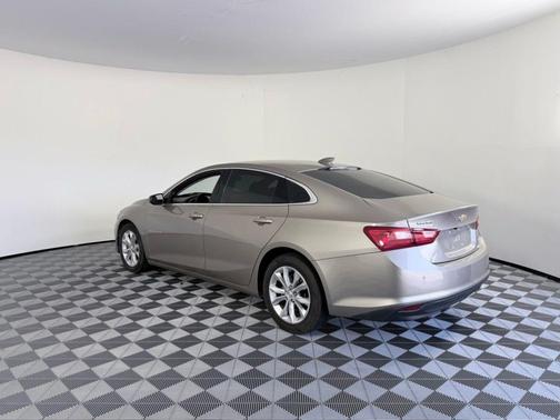 Mineral Gray Metallic 2023 Chevrolet Malibu LT