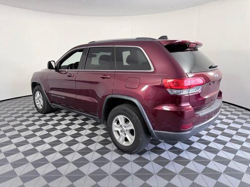 Velvet Red Pearlcoat 2017 Jeep Grand Cherokee Laredo