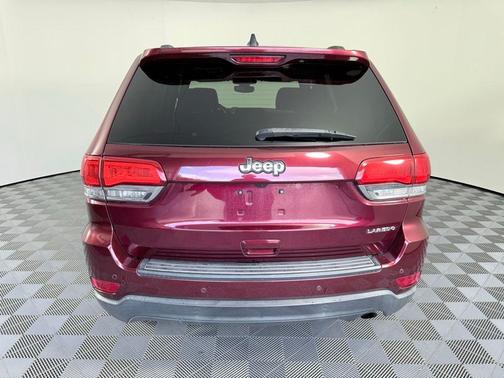 Velvet Red Pearlcoat 2017 Jeep Grand Cherokee Laredo