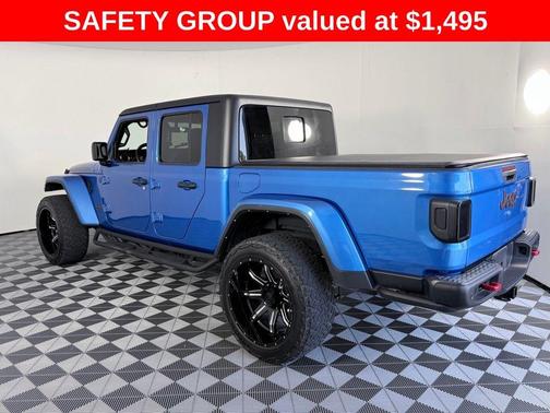 Hydro Blue Pearlcoat 2023 Jeep Gladiator Rubicon