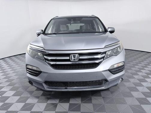 Silver 2016 Honda Pilot Touring