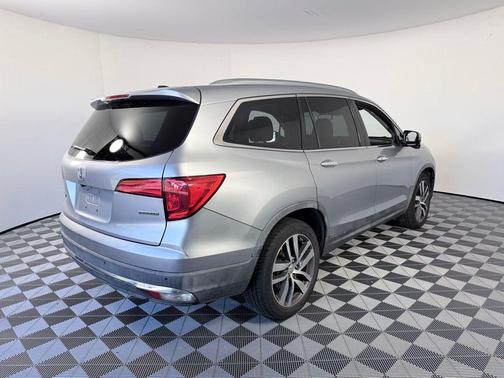 Silver 2016 Honda Pilot Touring