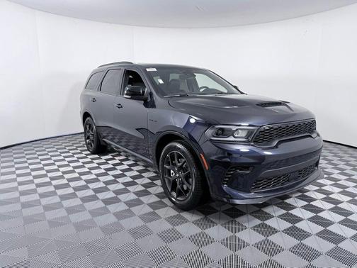Night 2026 Dodge Durango GT HEMI V8