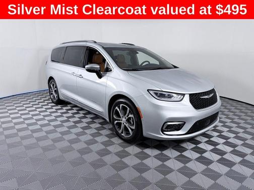 Silver Mist 2026 Chrysler Pacifica Pinnacle