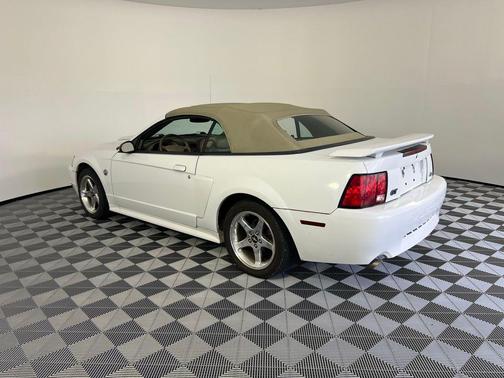 2004 Ford Mustang GT