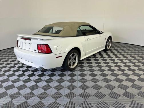 2004 Ford Mustang GT