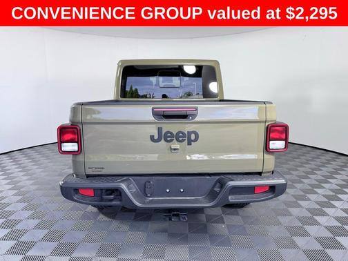 41 2025 Jeep Gladiator Sport