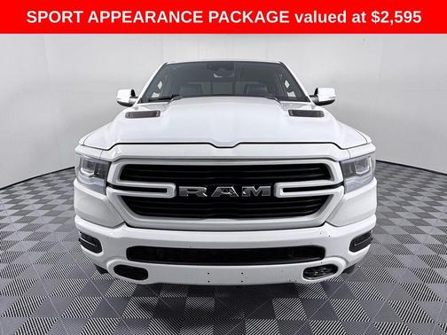 Bright White Clearcoat 2022 RAM 1500 Laramie